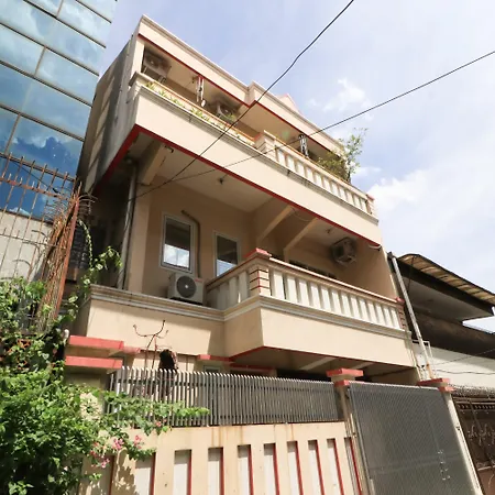 Eiffel Residence Batu Tulis 37 - Female Only